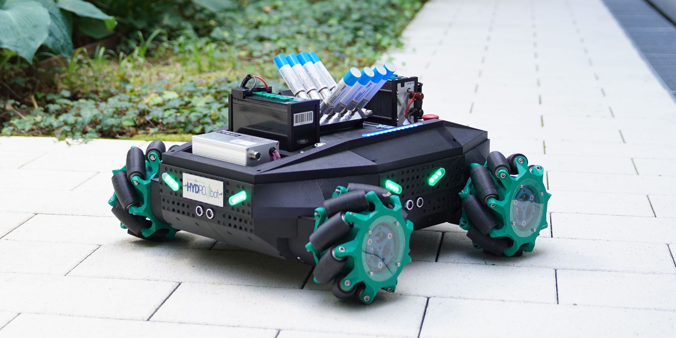 GitHub - TRD-B/HydroBot: Fuel cell powered robot · GitHub