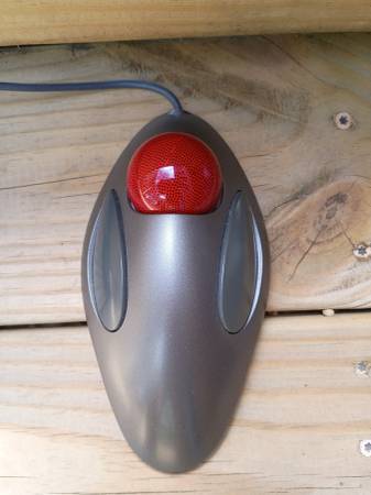 Logitech-Marble-Labwc