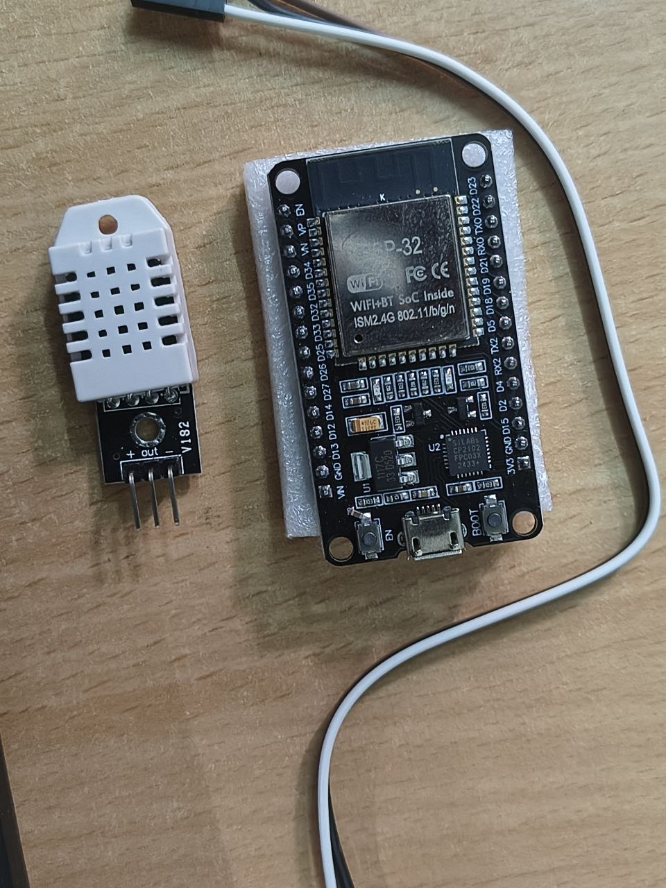 esp32-dht22-telegram