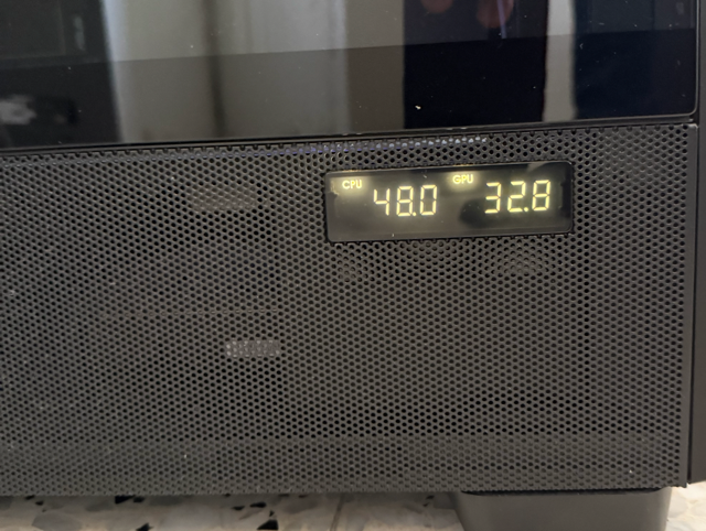 antec-flux-pro-display-windows