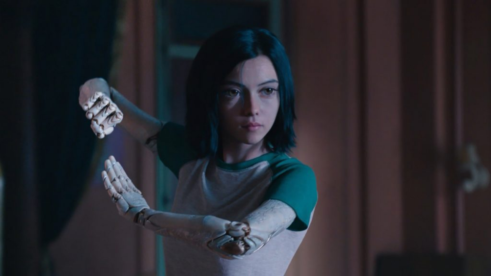 alt Alita is a hero in an American sci-fi movie.