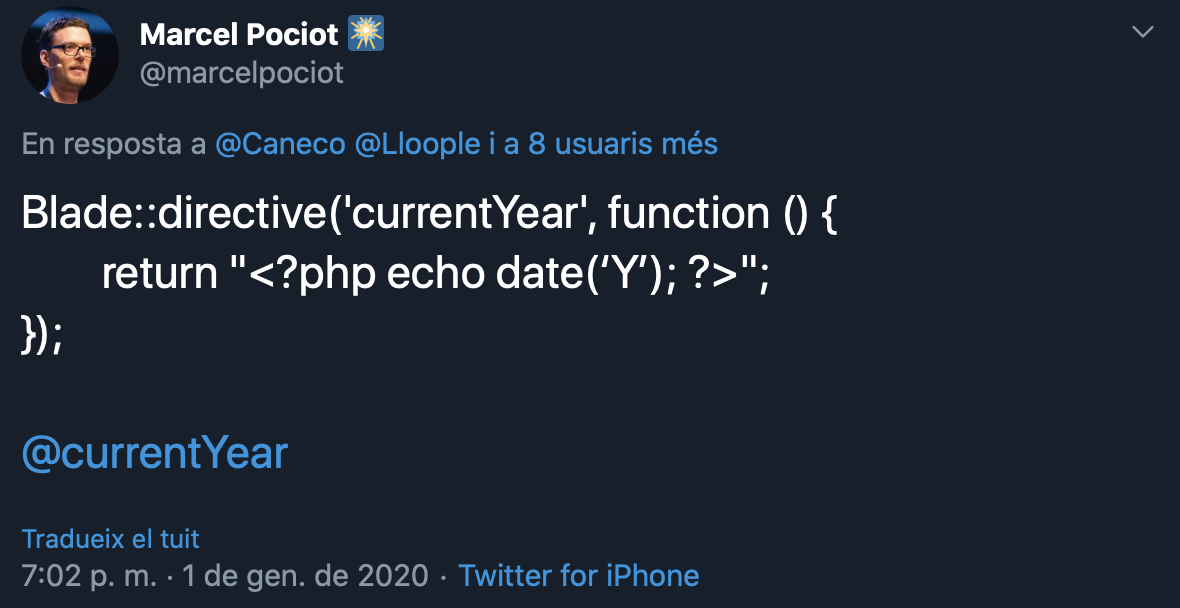 laravel-blade-current-year