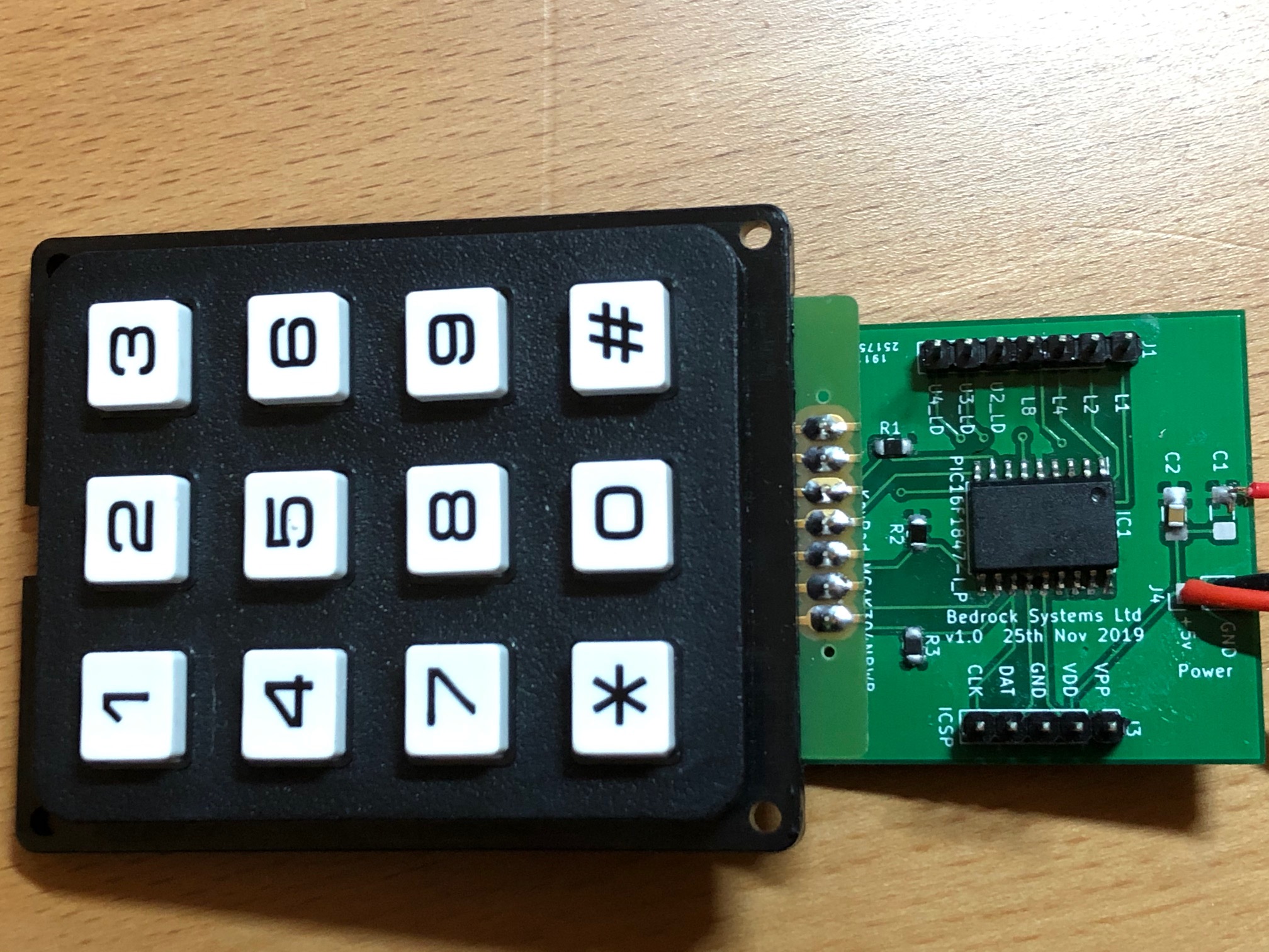GitHub - Gadget1024/BCDKeypadEncoder: BCD Keypad encoder for Roger Hampson