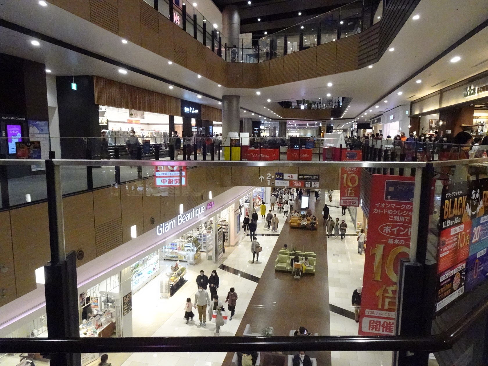 AEON-Mall-Makuhari-Shintoshin