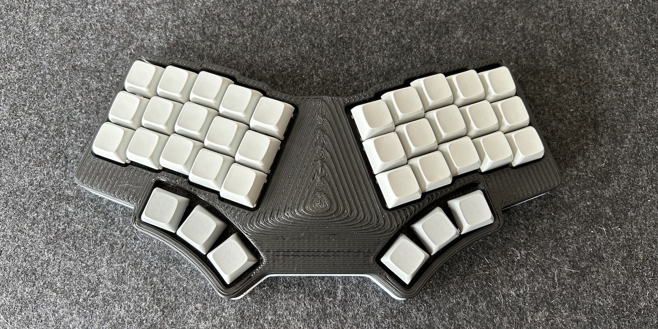 GitHub - penk/WeirdFlexButOk-MX: A hot-swappable, ergo monoblock split ...