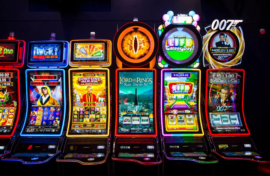 slot-machine-api