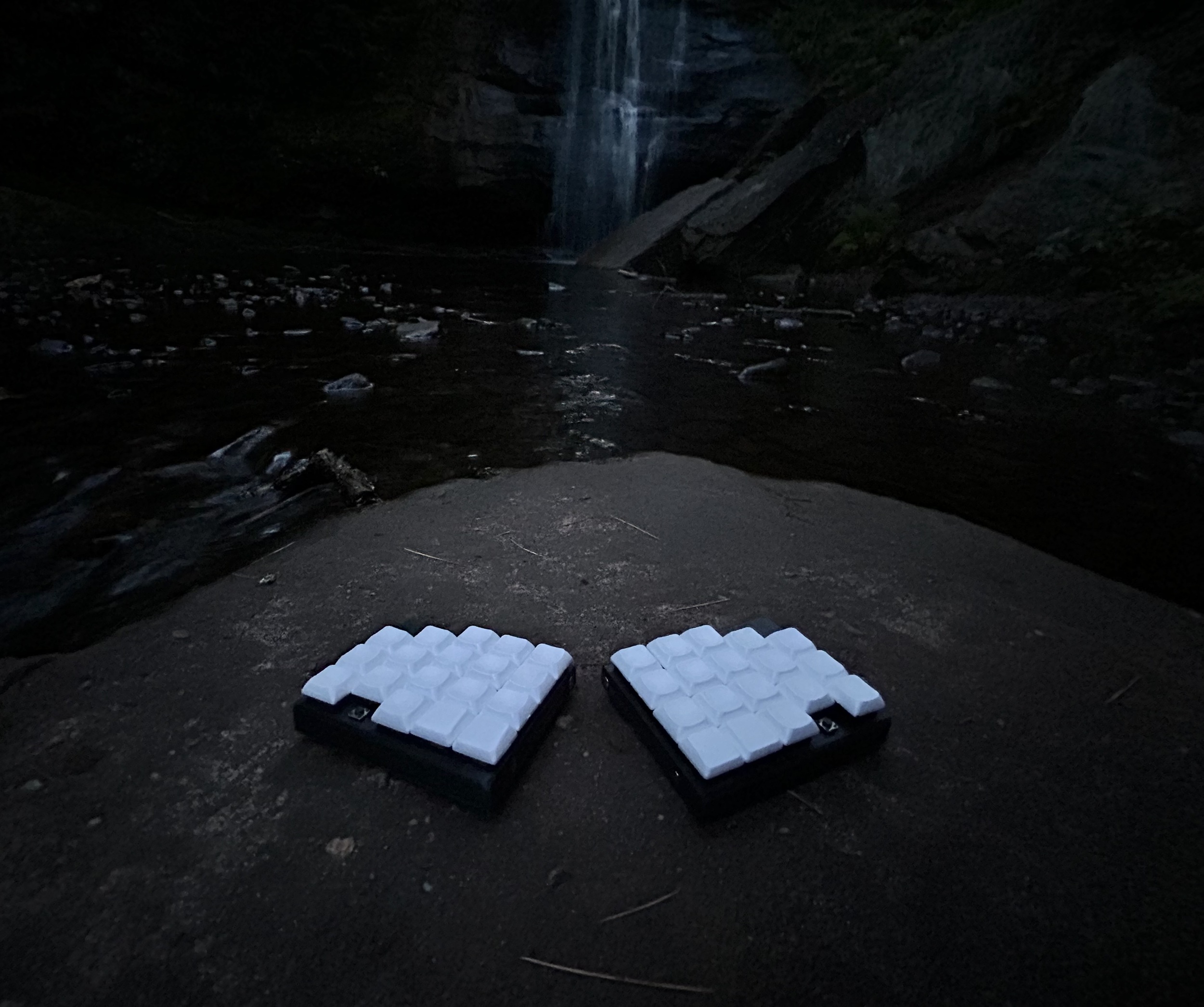 GitHub - ParksDevelopment/2Pocket: Tiny 36 key keyboard for a ...